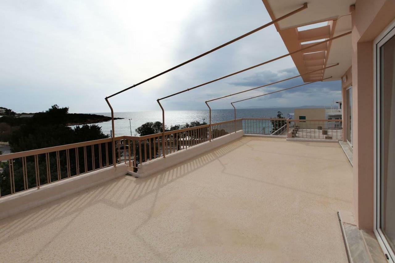 Seaside Renovated Top Floor Apartment Saronida Luaran gambar