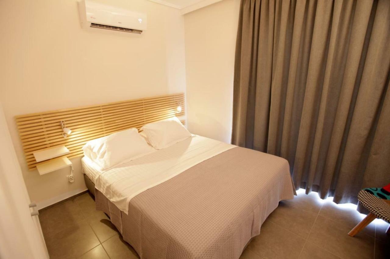 Seaside Renovated Top Floor Apartment Saronida Luaran gambar